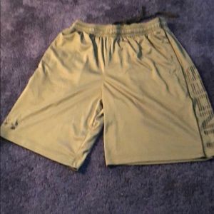 Under armour shorts medium